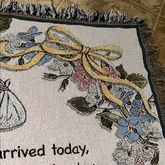 NWOT Forever Collectibles Baby Blanket with Blue and Pink Floral Design - Picture 6 of 8